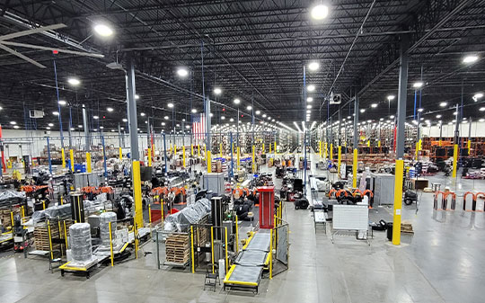 the Custom Offsets 300,000+ sq ft warehouse in Wrightstown, WI
