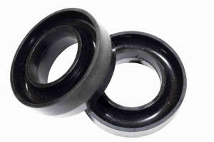 Fishbone Offroad Black 2" Leveling Kit (99-06 Chevrolet Silverado 1500 | RWD)