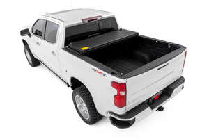Rough Country Hard Low Profile Bed Cover (19-24 Chevy Silverado/GMC Sierra 1500 | 6'7" Bed)