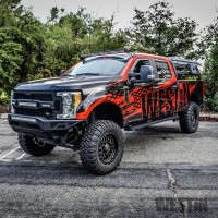 Westin Grate Steps Running Boards | Textured Black (14-24 Ram ProMaster 1500/2500/3500)