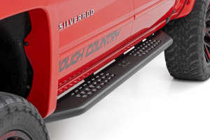 Rough Country OV2 Running Boards | Side Step Bars (07-18 GMC Sierra/Chevy Silverado 1500/07-19 2500/3500 | Crew Cab)