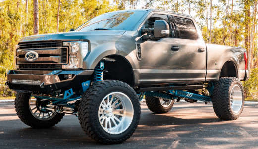 Wicked MFG 10" Suspension Lift (17-25 Ford F-250/F-350 Super Duty | 4WD | Gas/Diesel | SRW/DRW)