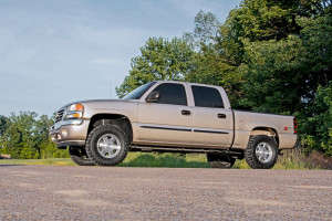 Rough Country 1.5-2.5" Lift Kit | N3 Shocks (99-07 Chevy Silverado/GMC Sierra 1500 | 4WD)