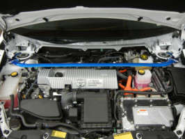 Cusco Front Strut Tower Bar (09-15 Toyota Prius/12-17 Prius V)