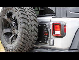 Rough Country Tailgate Reinforcement (18-24 Jeep Wrangler JL/JLU | 4WD)