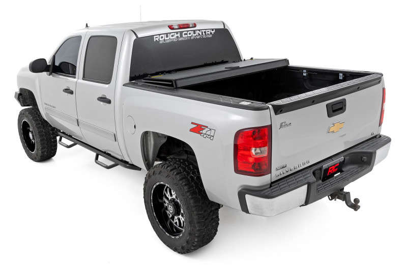 Rough Country Hard Tri-Fold Flip Up Bed Cover | Rail Caps (07-13 Chevy Silverado/GMC Sierra 1500 | 5'9" Bed)