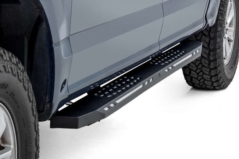 Rough Country AC2 Running Boards | Amber/White