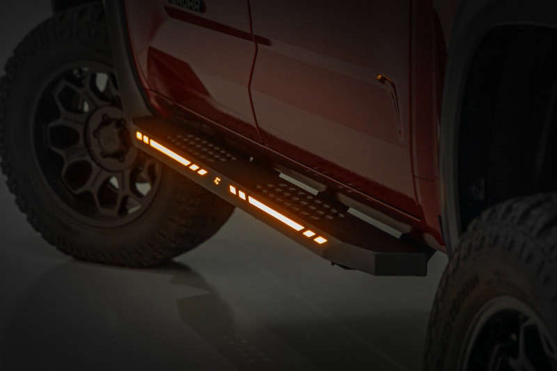 Rough Country AC2 Running Boards | Amber/White | CrewMax (22-25 Toyota Tundra | 2WD/4WD)
