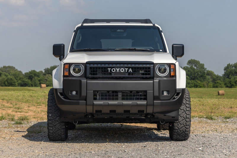 Rough Country 2 Inch Lift Kit | M1 (24-25 Toyota Land Cruiser | AWD)