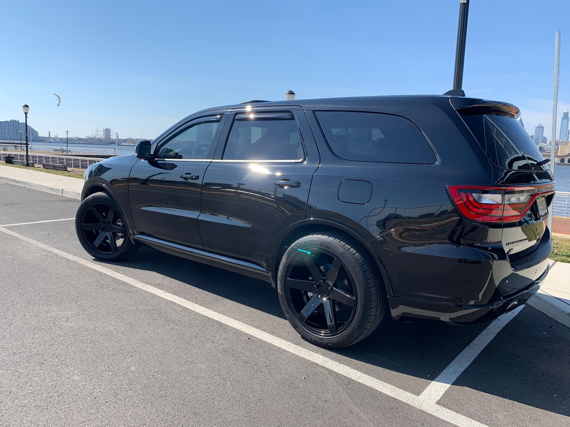 Dodge Durango 22 inch wheels