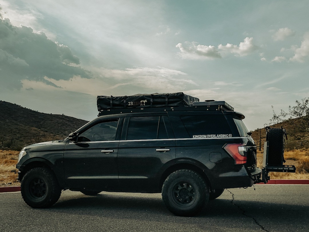 2018 Ford Expedition with Method MR701 wheels