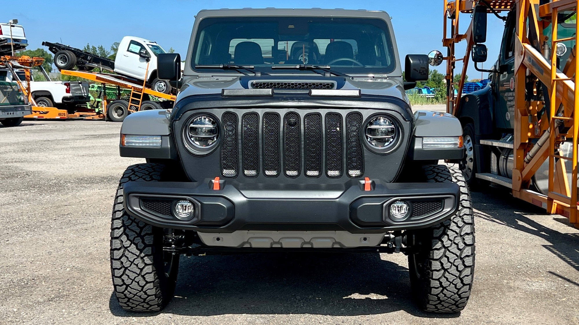 2022 Jeep Gladiator Mojave with Method MR315 wheels