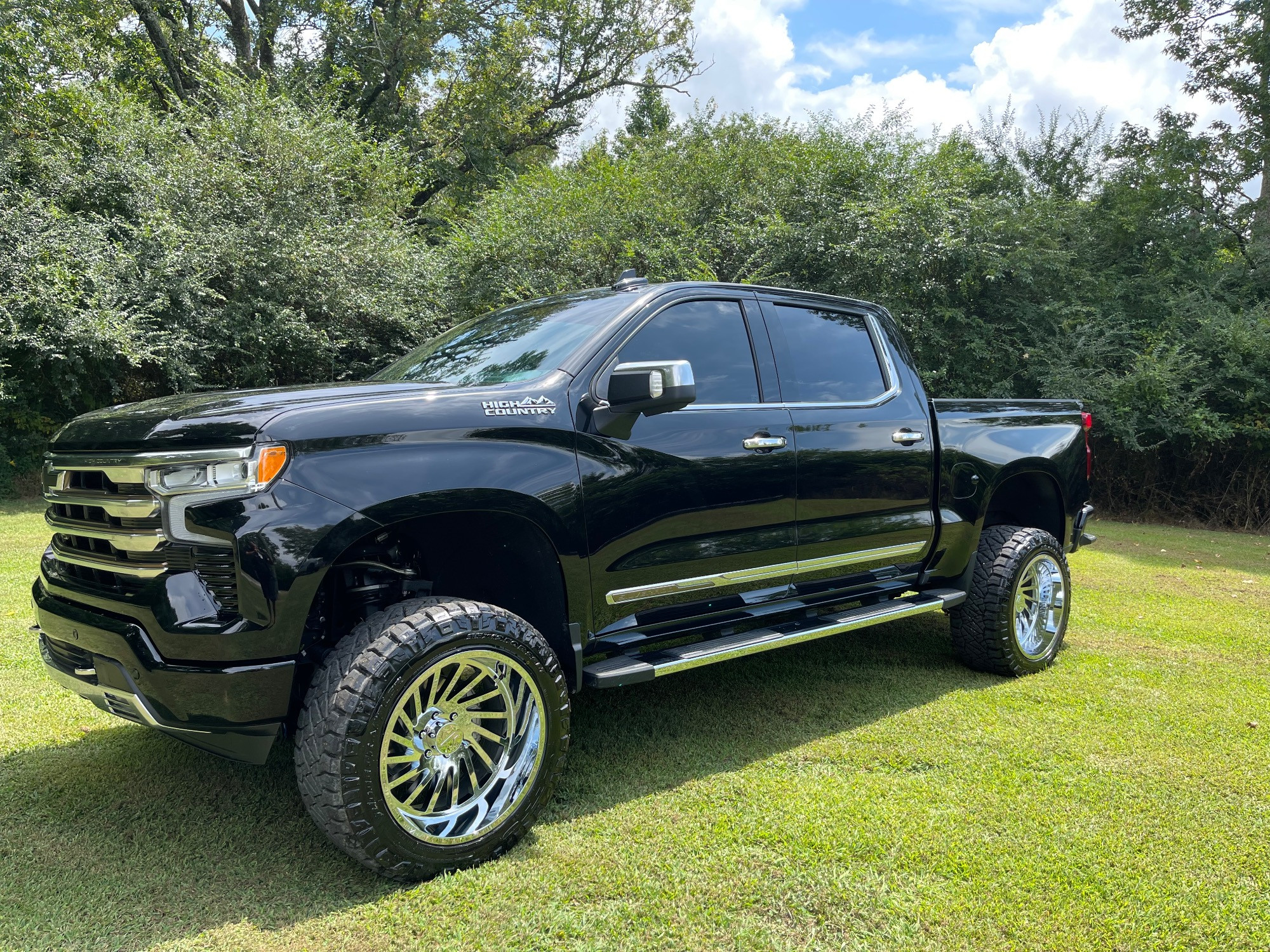 black and chrome truck rims