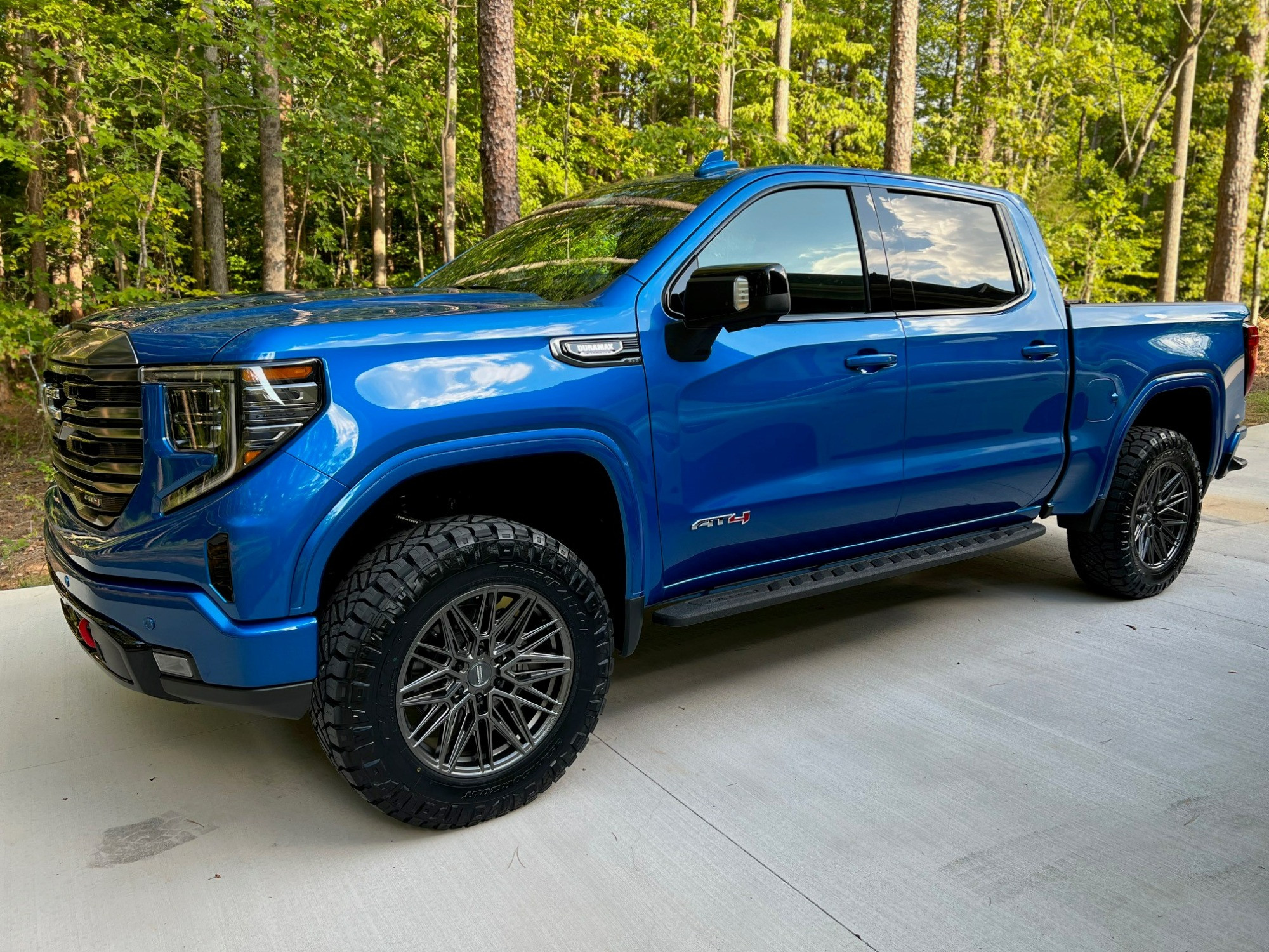 2022 GMC Sierra 1500 with SuperLIFT leveling kit