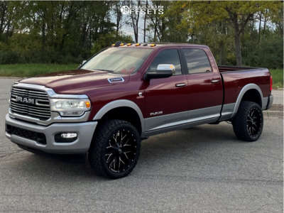 Ram 2500 on 22-inch Wheels Image Gallery | Custom Offsets