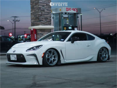 村野達郎 | PS5｢GT7｣。新車で4000万円の🚕SUBARU BRZ drift car