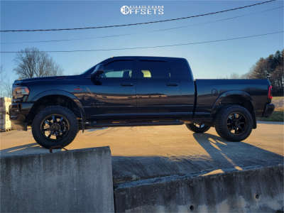 1 2019 2500 Ram Laramie Skyjacker Leveling Kit Gear Off Road Glock Gloss Black