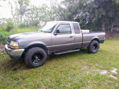 2000 Ford Ranger with 15x8 -19 Alloy Ion Style 71 and 31/10.5R15 ...