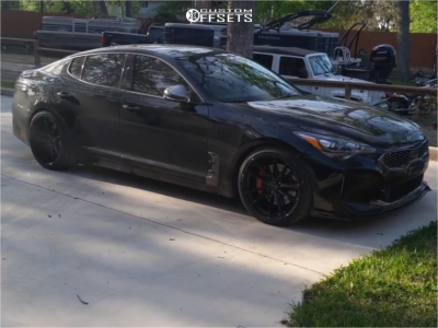 2019 Kia Stinger with 20x9 35 Velgen Vf5 and 245/35R20 Yokohama