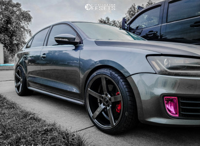 2012 Volkswagen Jetta with 19x9.5 35 JNC Jnc026 and 245/35R19