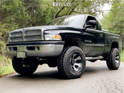 2001 Dodge Ram 1500 with 16x10 -21 Dick Cepek Dc-2 and 35/12.5R16 Dick