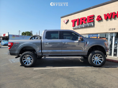 フォード　F150 TA02 2021 Ford F-150 with 20x10 -19 Fuel Contra and 35/12.5R20