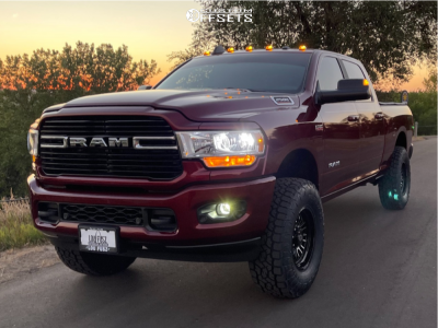 2021 Ram 2500 - 18x9 12mm - Vision Armor - Stock Suspension - 37" x 12.5"