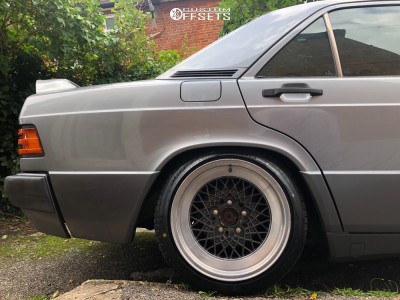 1990 Mercedes-Benz 190E with 16x7 23 BBS Mahle and 185/55R16