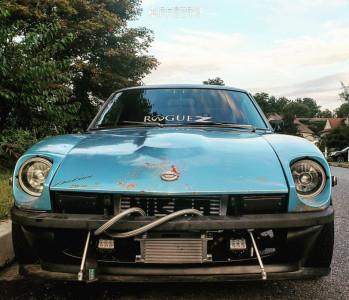 1976 Nissan 280Z with 17x8.5 20 ESM Esm-004m and 225/45R17 Federal