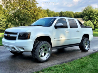 2010 Chevrolet Avalanche with 22x12 -44 Tuff T1a and 33/12.5R22