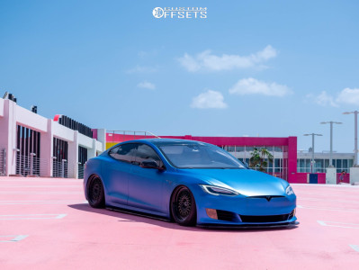 2016 Tesla S - 20x9 30mm - Rotiform Lhr - Air Suspension - 245/30R20