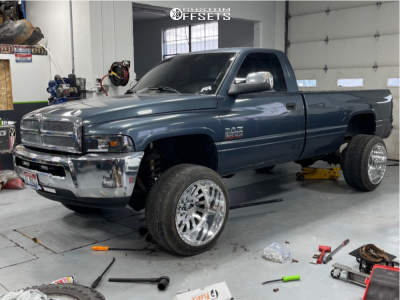 2002 Dodge Ram 2500 4WD - Wheels & Rims