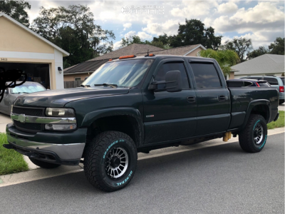 2005 Chevrolet Silverado 2500 HD RWD - Wheels & Rims