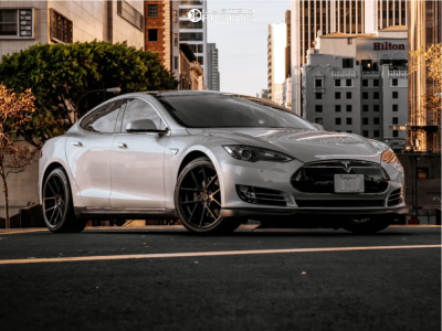 2020 Tesla S - 20x9 30mm - Aodhan Aff3 - Stock Suspension - 255/40R20