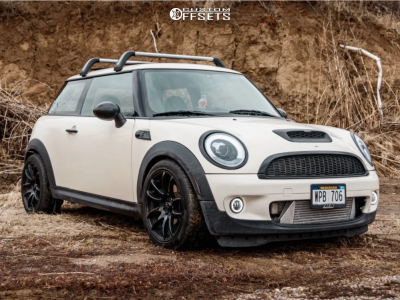 ミニラ 2010 Mini Cooper with 17x8 35 Vors Tr4 and 225/45R17