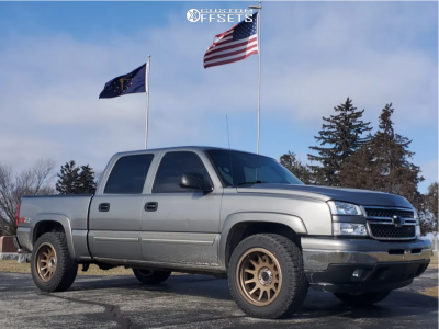 2006 Chevrolet Silverado 1500 with 20x10 -24 Method Nv and 275/60R20