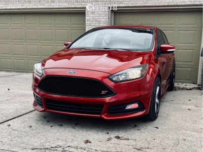 2018 Ford Focus with 18x8.5 38 XXR 569 and 235/40R18 Pirelli