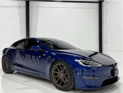 2022 Tesla S - 20x10.5 35mm - Aodhan Aff1 - Stock Suspension - 295/35R20