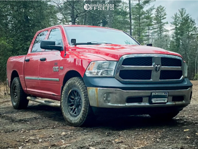 2013 Ram 1500 - 17x8 15mm - Fast Wheels Menace - Stock Suspension - 285/70R17