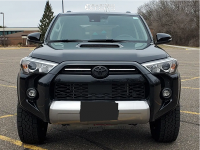 2021 Toyota 4Runner with 17x8.5 -12 RRW Rr6-h and 305/70R17 Toyo Tires ...
