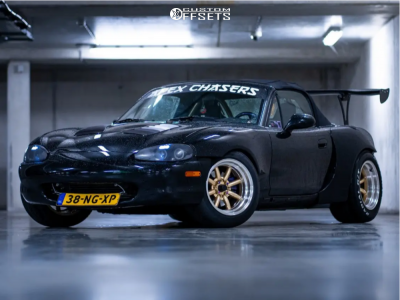 にゃ 1999 Mazda Miata with 15x9 -13 Japan Racing JR19 and 205/55R15