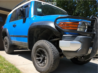 2007 Toyota FJ Cruiser with 16x8 0 Vision Turbine and 265/75R16 Cooper ...