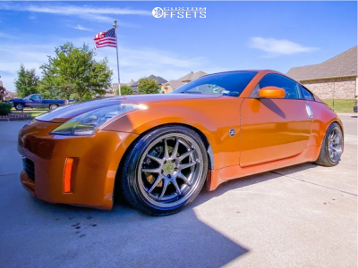 2004 Nissan 350Z with 18x9.5 15 Aodhan Ds02 and 245/40R18 Delinte