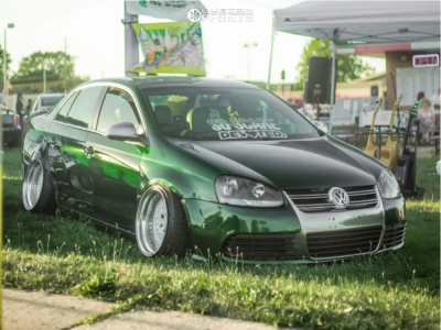 2006 Volkswagen Jetta with 17x9.5 22 WatercooledIND Bp1 and