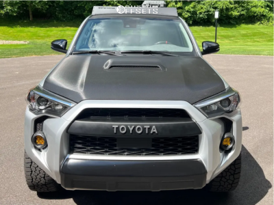 2021 Toyota 4Runner with 17x8.5 -12 RRW Rr6-h and 275/70R17 Falken ...