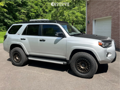 2021 Toyota 4Runner with 17x8.5 -12 RRW Rr6-h and 275/70R17 Falken ...