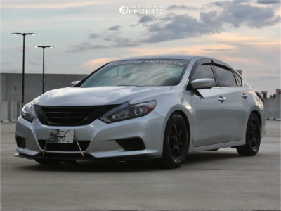 2015 Nissan Altima | Custom Offsets