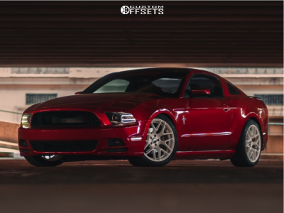 2013 Ford Mustang Base - 19x9.5 33mm - RTR Tech 7 - Coilovers - 255/45R19
