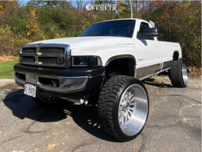 1999 Dodge Ram 2500 - 24x14 -76mm - XF Flow Xfx-305 - Suspension Lift 2.5" - 33x14.5