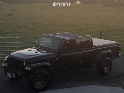 2021 Jeep Gladiator with 17x9 -12 Vision Flow and 33/10.5R17 Kenda